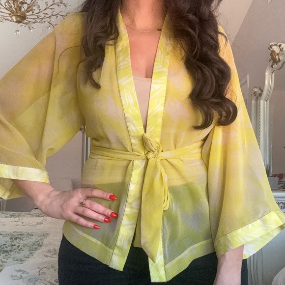 H & M Wrap Top - Picture 1 of 3